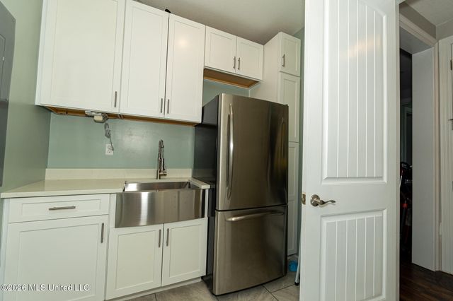 10565 Shorecrest Road, Biloxi, MS 39532