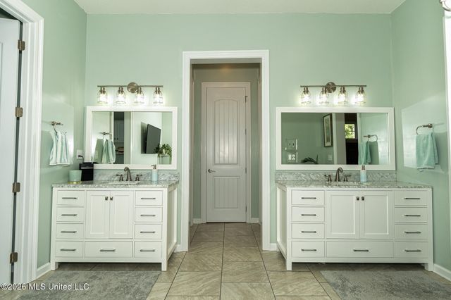 10565 Shorecrest Road, Biloxi, MS 39532