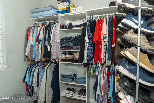 10565 Shorecrest Road, Biloxi, MS 39532