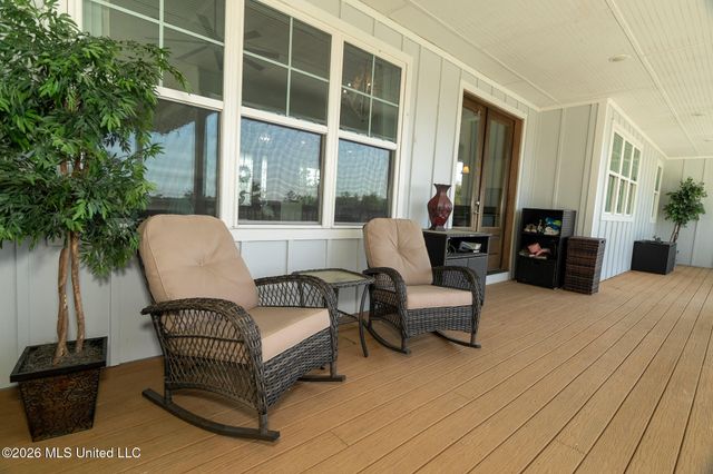 10565 Shorecrest Road, Biloxi, MS 39532