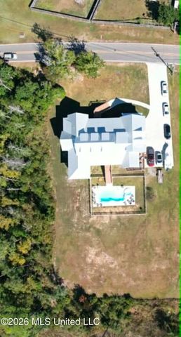 10565 Shorecrest Road, Biloxi, MS 39532