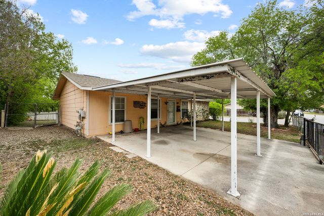 5903 Stoney Creek, San Antonio, TX 78242