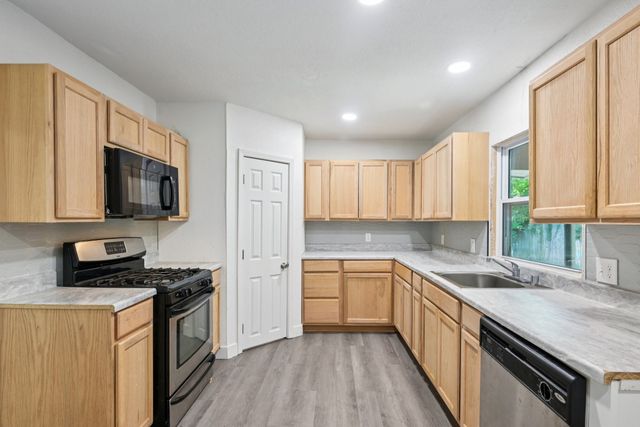 4312 Bois D Arc Street, Greenville, TX 75401
