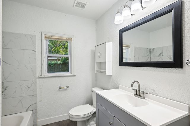 4312 Bois D Arc Street, Greenville, TX 75401