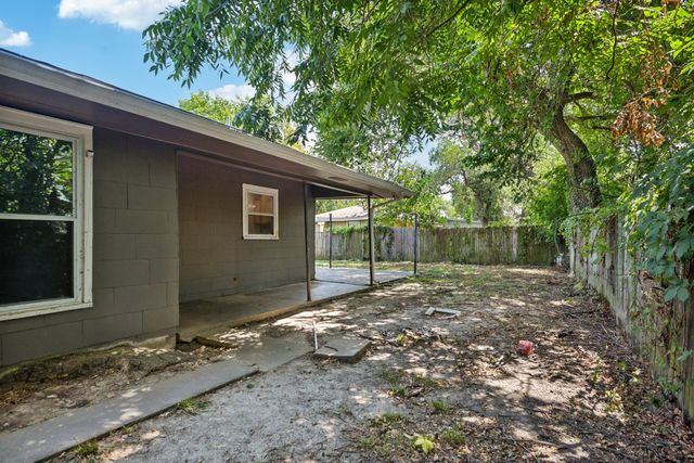 4312 Bois D Arc Street, Greenville, TX 75401