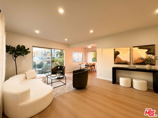 4579 Ambrose Avenue 8, Los Angeles, CA 90027