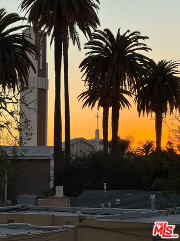 4579 Ambrose Avenue 8, Los Angeles, CA 90027