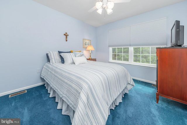5 MUIRFIELD CT, Blackwood, NJ 08012