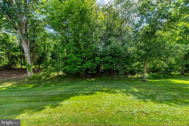 5 MUIRFIELD CT, Blackwood, NJ 08012