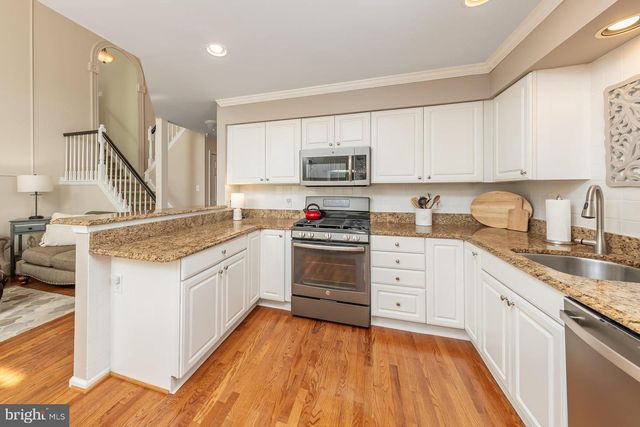 5 MUIRFIELD CT, Blackwood, NJ 08012