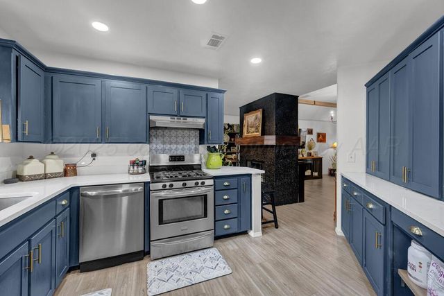 6407 W CHENOT Drive, Amarillo, TX 79109