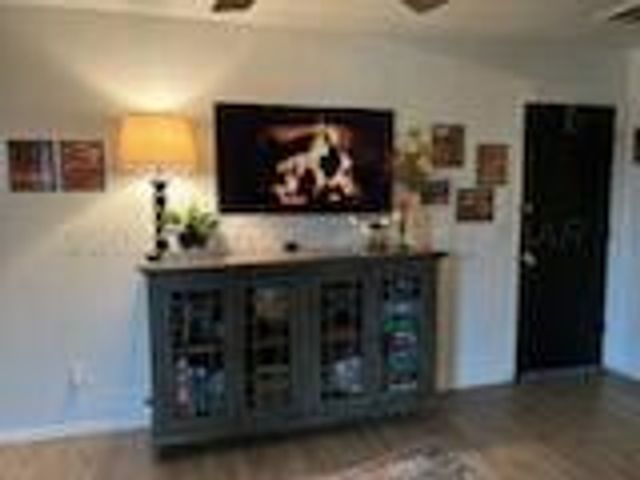 6407 W CHENOT Drive, Amarillo, TX 79109