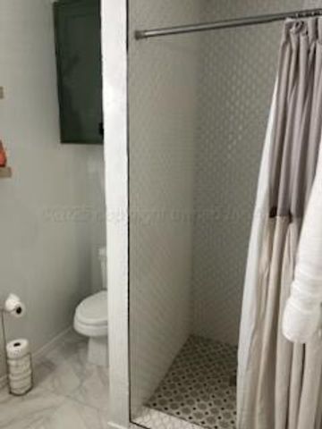 6407 W CHENOT Drive, Amarillo, TX 79109