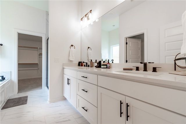 11945 Clyde Carnes Road, Farmington, AR 72730