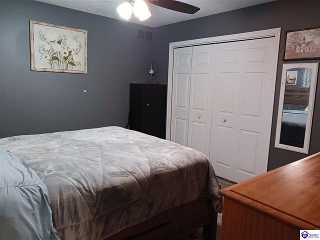 702 Princeton Drive, Elizabethtown, KY 42701