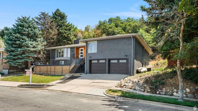552 E CHELSEA DR, Bountiful, UT 84010