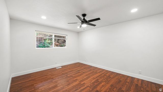 552 E CHELSEA DR, Bountiful, UT 84010