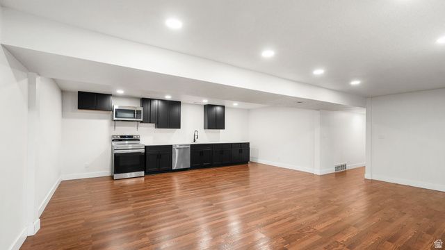 552 E CHELSEA DR, Bountiful, UT 84010
