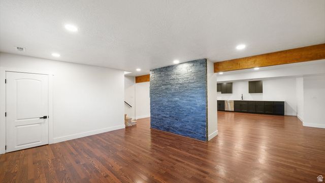 552 E CHELSEA DR, Bountiful, UT 84010