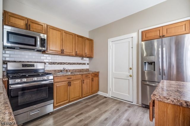 29 W 12Th St, Linden City, NJ 07036