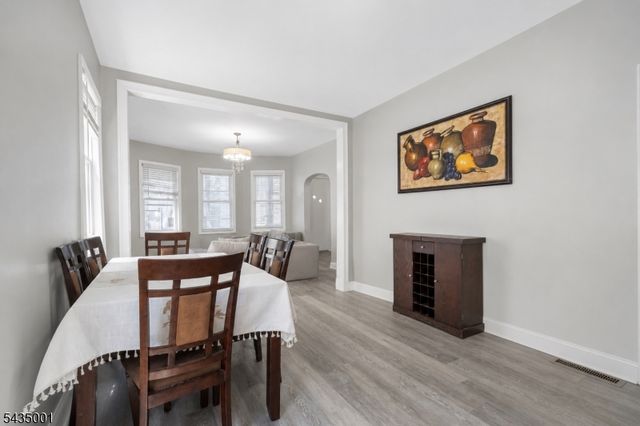 29 W 12Th St, Linden City, NJ 07036