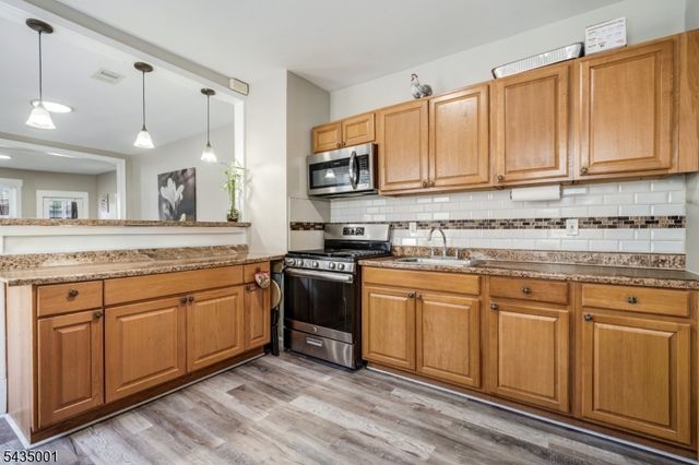 29 W 12Th St, Linden City, NJ 07036