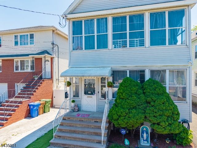 29 W 12Th St, Linden City, NJ 07036