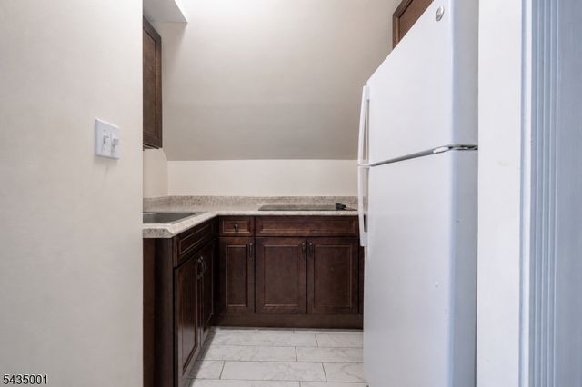 29 W 12Th St, Linden City, NJ 07036