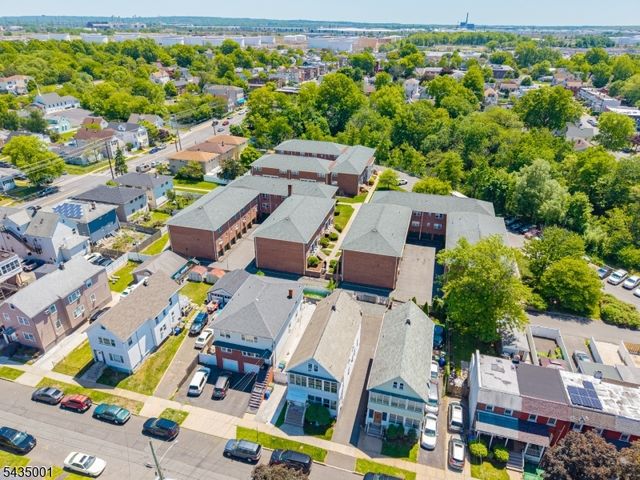 29 W 12Th St, Linden City, NJ 07036