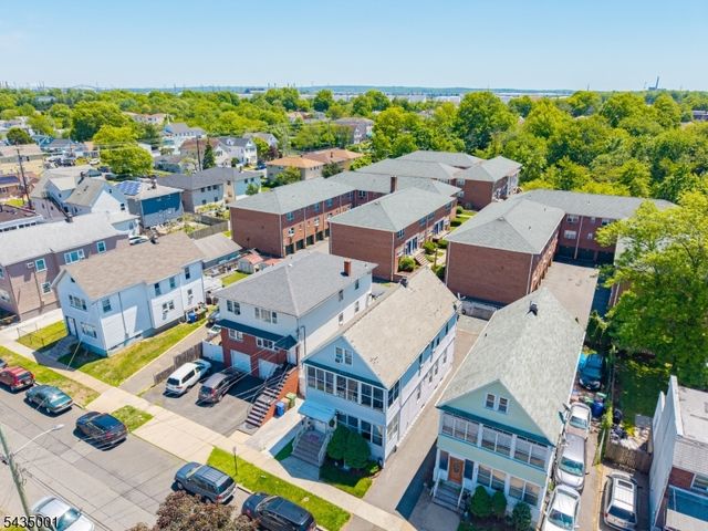 29 W 12Th St, Linden City, NJ 07036