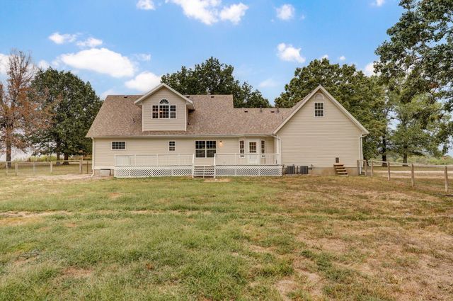 36 Trail Of Tears Drive, Marshfield, MO 65706