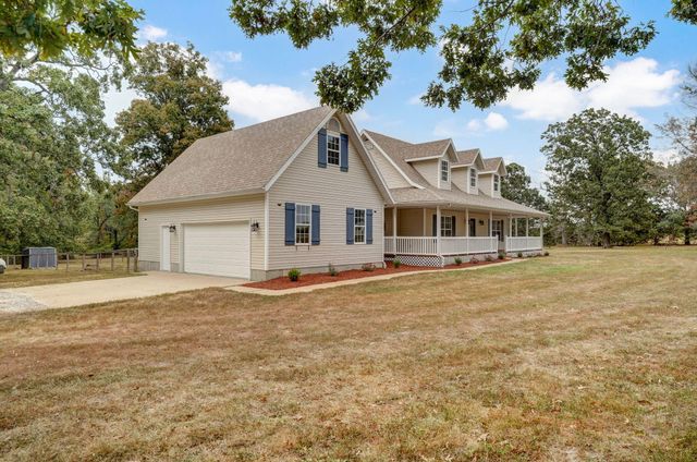 36 Trail Of Tears Drive, Marshfield, MO 65706