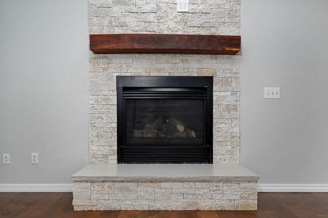 36 Trail Of Tears Drive, Marshfield, MO 65706