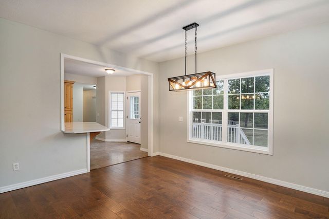 36 Trail Of Tears Drive, Marshfield, MO 65706