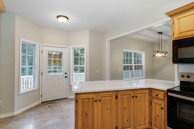 36 Trail Of Tears Drive, Marshfield, MO 65706