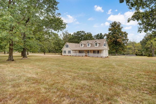 36 Trail Of Tears Drive, Marshfield, MO 65706