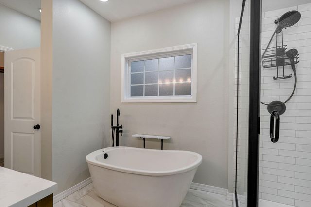 36 Trail Of Tears Drive, Marshfield, MO 65706