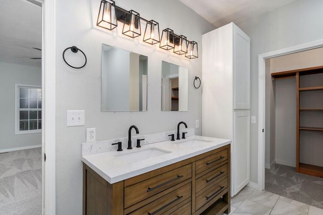 36 Trail Of Tears Drive, Marshfield, MO 65706