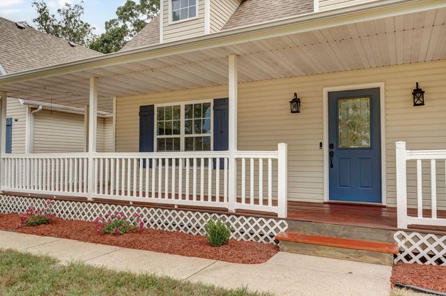 36 Trail Of Tears Drive, Marshfield, MO 65706