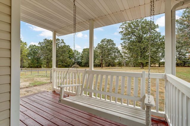 36 Trail Of Tears Drive, Marshfield, MO 65706