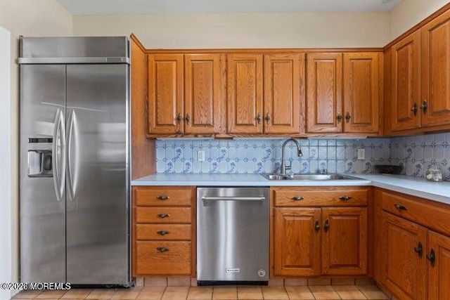 1 Roseld Avenue B20, Deal, NJ 07723
