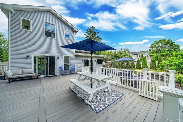577 Oak Avenue, Bohemia, NY 11716