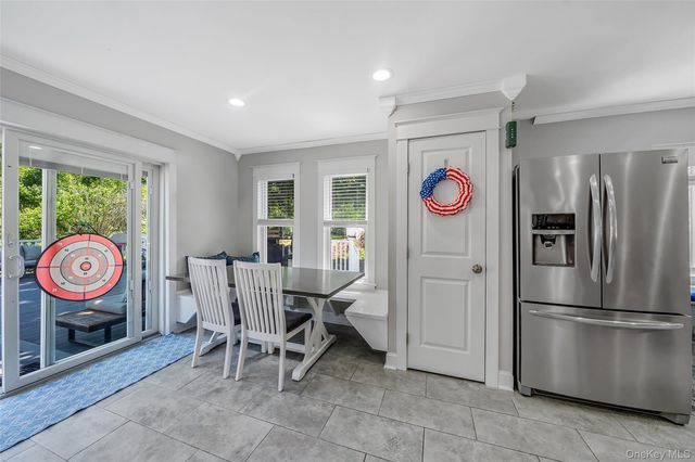 577 Oak Avenue, Bohemia, NY 11716