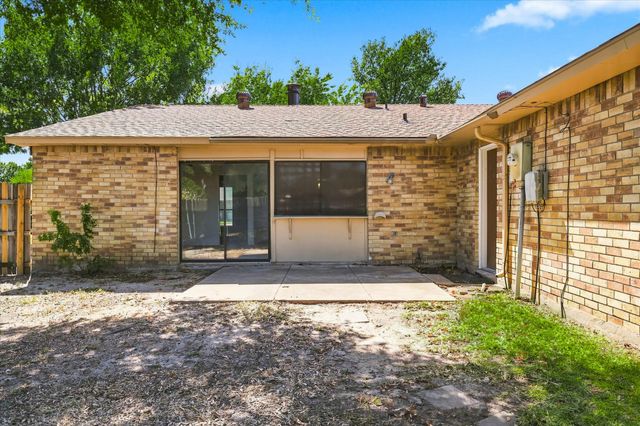 411 Clear Creek Lane, Coppell, TX 75019