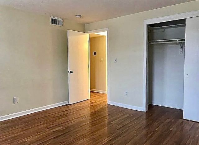 350 Neponset L, Canton, MA 02021