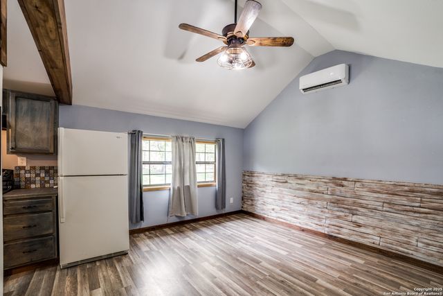 297 Chaparral Dr, Bandera, TX 78003