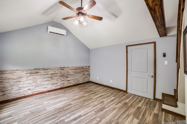 297 Chaparral Dr, Bandera, TX 78003