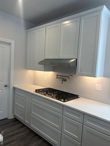 28341 Alycekay Street, Farmington, MI 48334