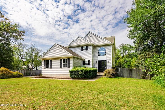 1090 Bennetts Mills Road, Jackson, NJ 08527