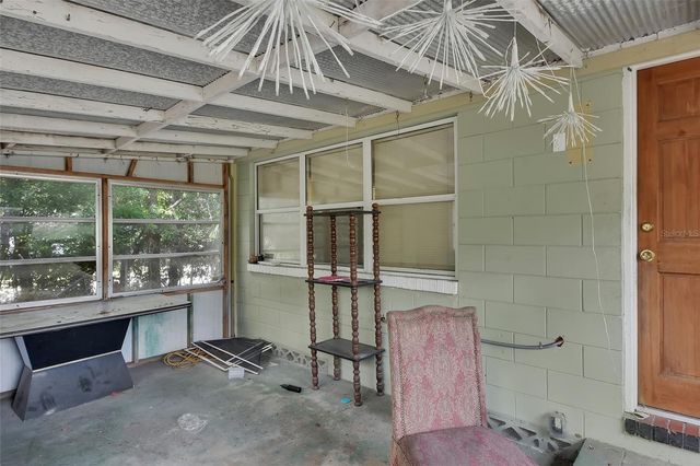 511 S ELSASSER STREET, Deland, FL 32720